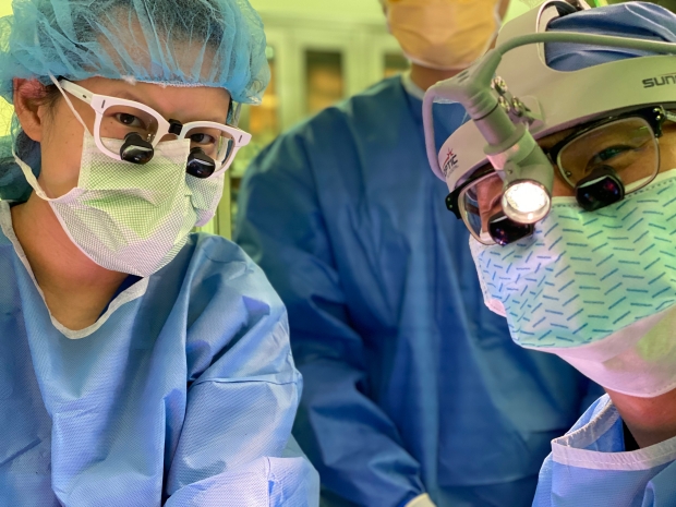 Surgeons at work, Dr. Jenny Pan and Dr. Peter Than